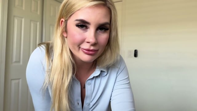 Trixie Brooks     A Stepmom With Needs